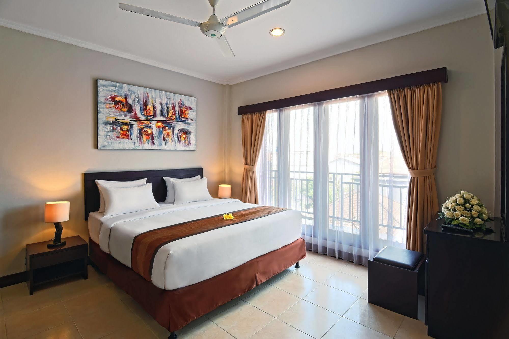 Kuta Town House Apartments Exterior foto